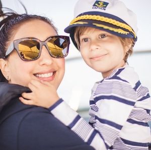 Meet your Posher, Carolina